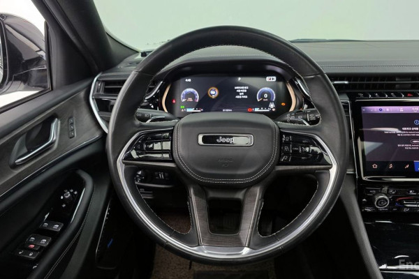 2022 Jeep Cherokee с пробегом 81 189 км