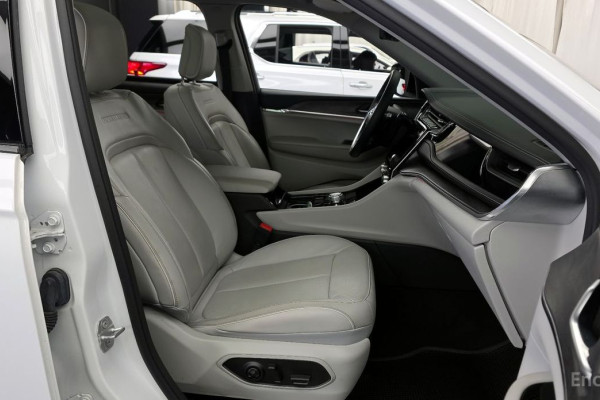 2022 Jeep Cherokee с пробегом 42 096 км