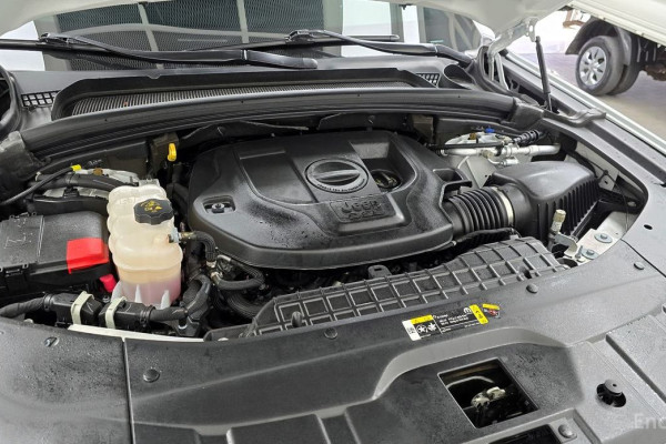 2023 Jeep Cherokee с пробегом 25 135 км