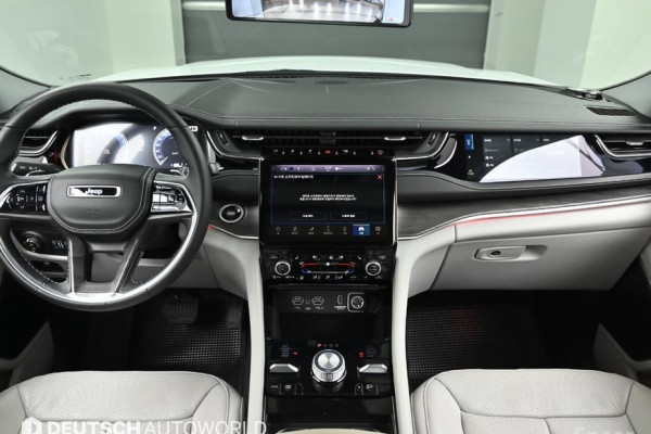 2022 Jeep Cherokee с пробегом 42 092 км