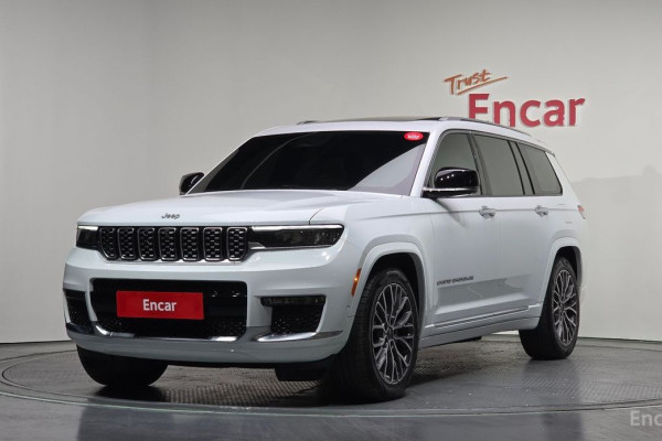 2023 Jeep Cherokee с пробегом 25 135 км