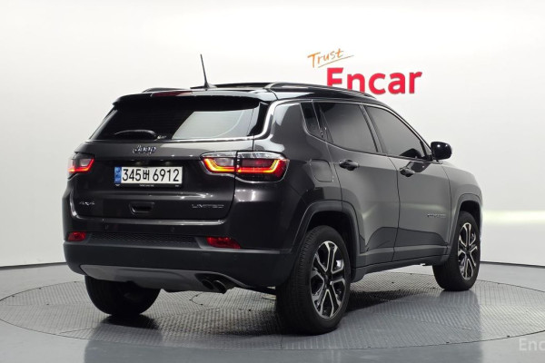 2022 Jeep Compass с пробегом 64 877 км