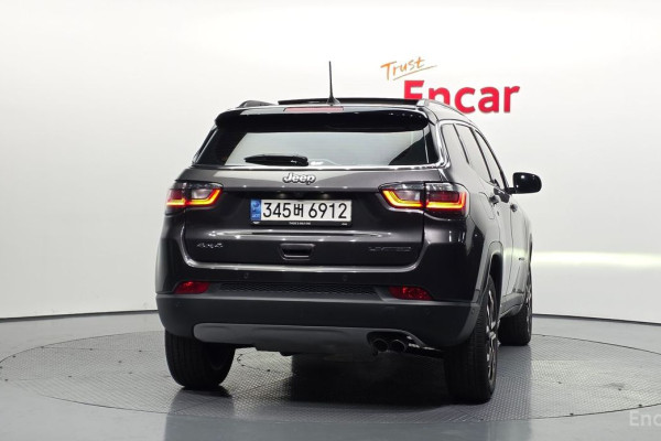 2022 Jeep Compass с пробегом 64 877 км