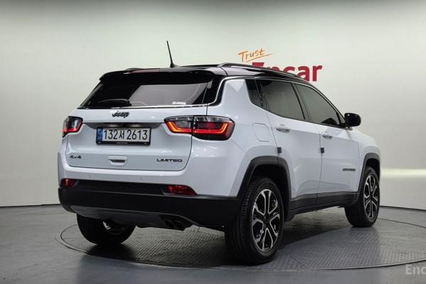 2022 Jeep Compass с пробегом 49 950 км