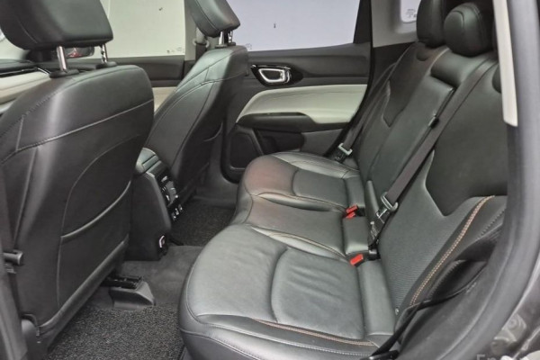 2022 Jeep Compass с пробегом 74 945 км