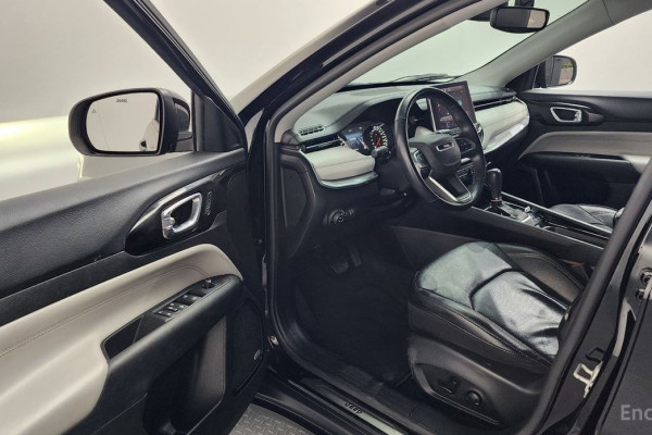 2022 Jeep Compass с пробегом 37 724 км