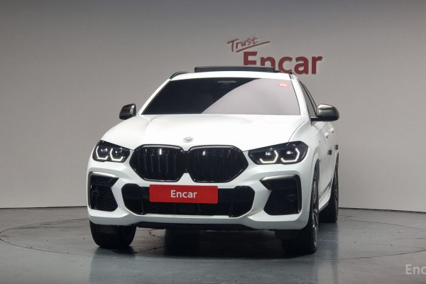 2022 BMW X6 с пробегом 61 767 км