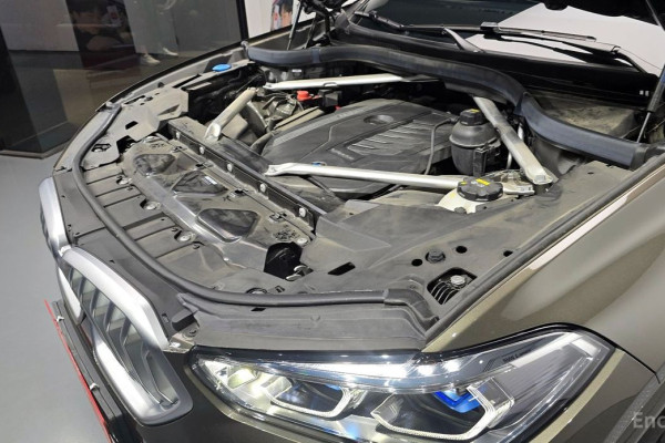 2022 BMW X6 с пробегом 14 959 км