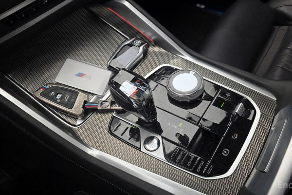 2022 BMW X6 с пробегом 14 959 км