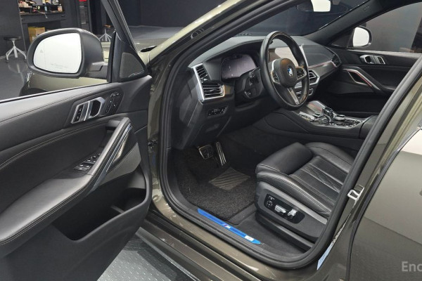 2022 BMW X6 с пробегом 14 959 км