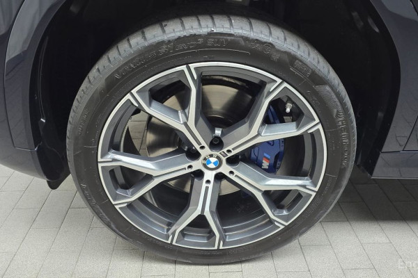 2022 BMW X6 с пробегом 51 021 км