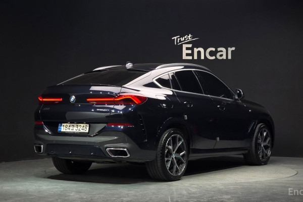 2022 BMW X6 с пробегом 71 074 км