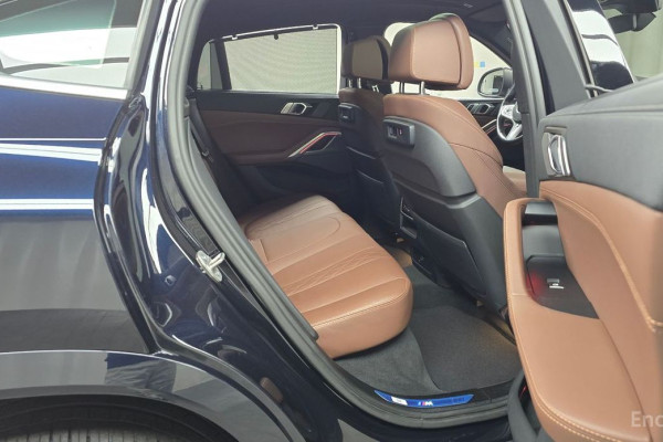 2022 BMW X6 с пробегом 51 021 км