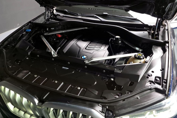 2022 BMW X6 с пробегом 71 074 км