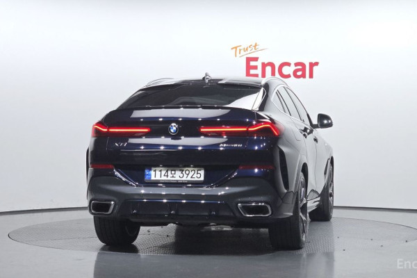 2022 BMW X6 с пробегом 62 353 км