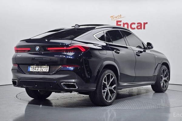 2022 BMW X6 с пробегом 89 627 км