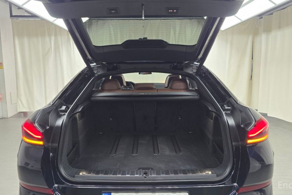 2022 BMW X6 с пробегом 51 021 км