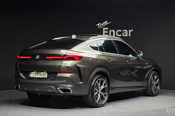 2022 BMW X6 с пробегом 68 057 км