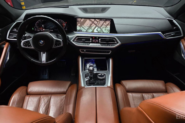 2022 BMW X6 с пробегом 68 057 км