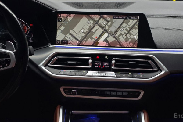 2022 BMW X6 с пробегом 68 057 км