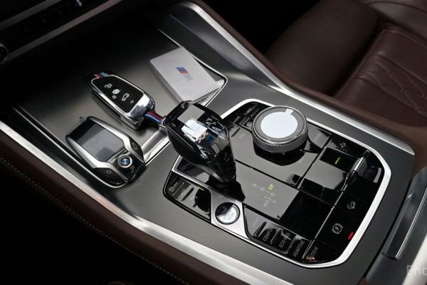 2022 BMW X6 с пробегом 66 425 км