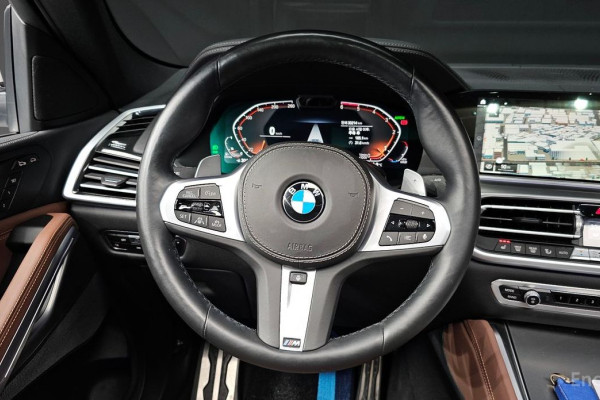 2022 BMW X6 с пробегом 30 214 км