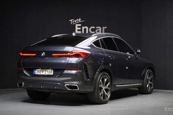 2022 BMW X6 с пробегом 86 793 км