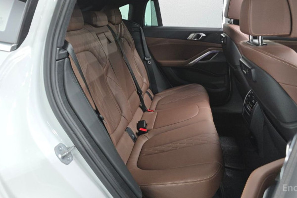 2022 BMW X6 с пробегом 66 425 км