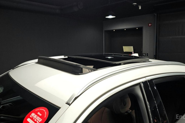 2022 BMW X6 с пробегом 30 214 км