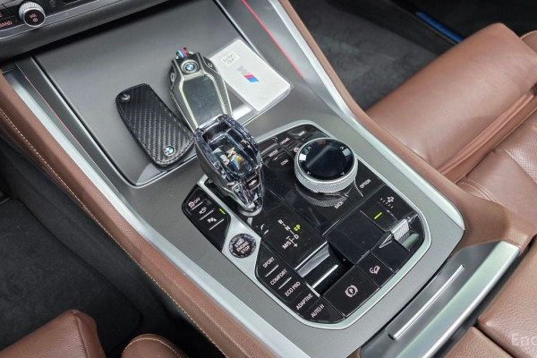 2022 BMW X6 с пробегом 57 940 км