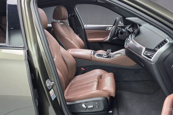 2022 BMW X6 с пробегом 57 940 км