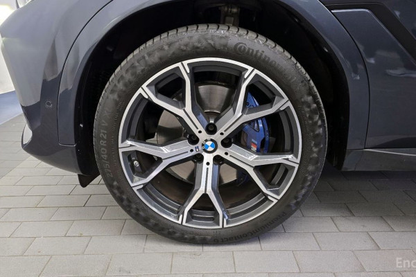 2022 BMW X6 с пробегом 86 793 км