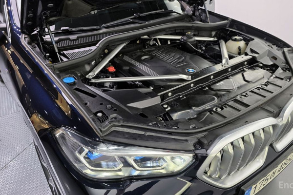 2022 BMW X6 с пробегом 71 934 км