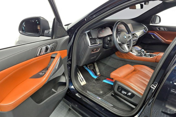 2022 BMW X6 с пробегом 39 028 км