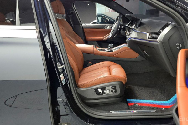 2022 BMW X6 с пробегом 39 028 км