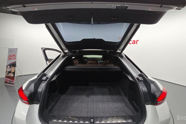 2022 BMW X6 с пробегом 66 425 км