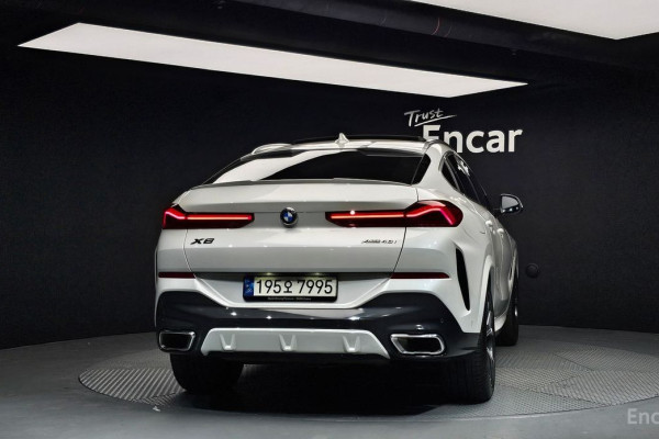 2022 BMW X6 с пробегом 38 412 км