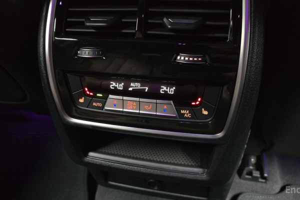 2022 BMW X6 с пробегом 28 124 км