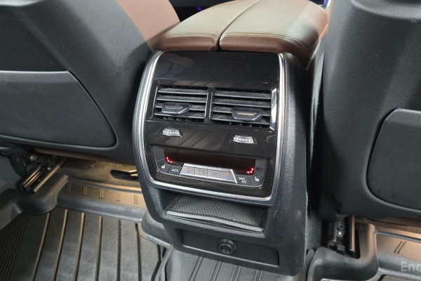 2022 BMW X6 с пробегом 86 793 км