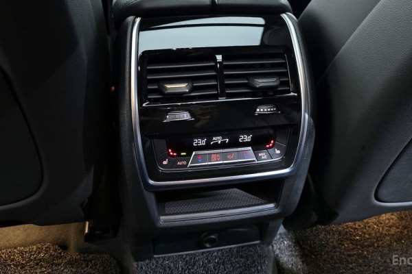 2022 BMW X6 с пробегом 71 934 км