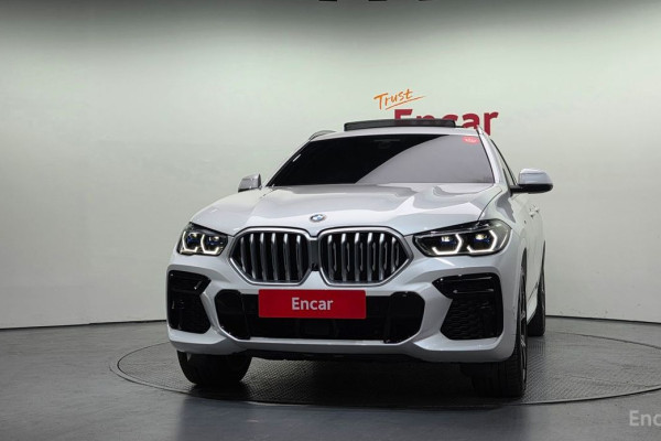 2022 BMW X6 с пробегом 24 443 км