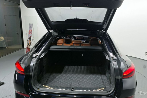 2022 BMW X6 с пробегом 39 028 км