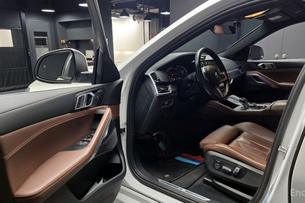 2022 BMW X6 с пробегом 65 117 км