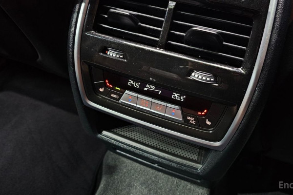 2022 BMW X6 с пробегом 77 128 км