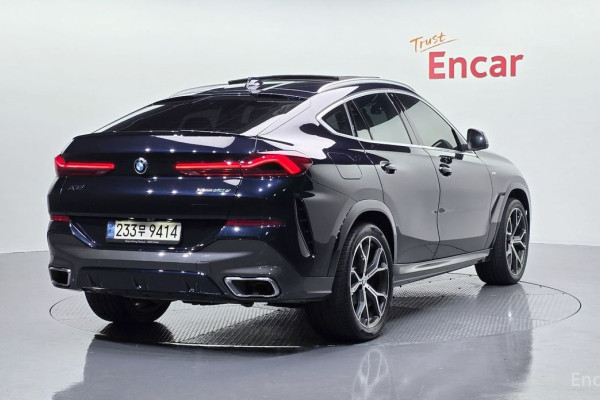 2022 BMW X6 с пробегом 47 483 км