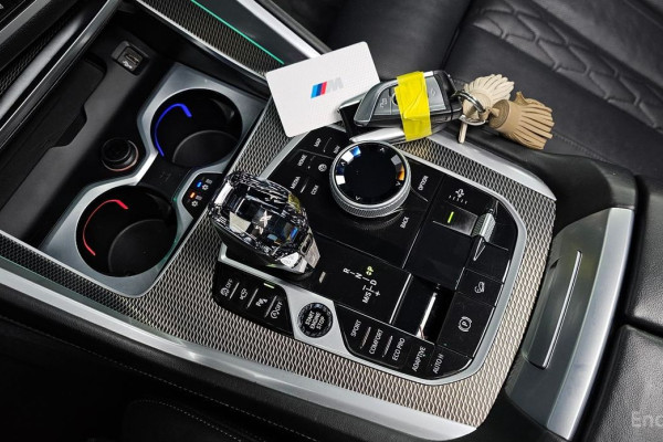 2022 BMW X6 с пробегом 67 323 км