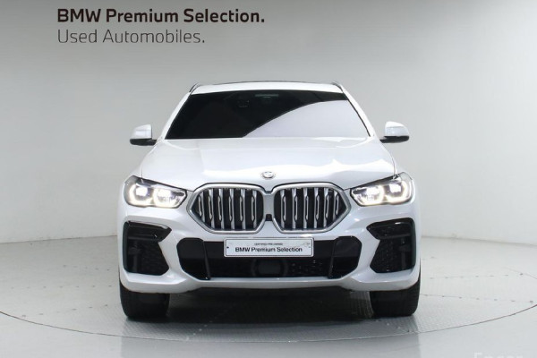 2022 BMW X6 с пробегом 74 639 км