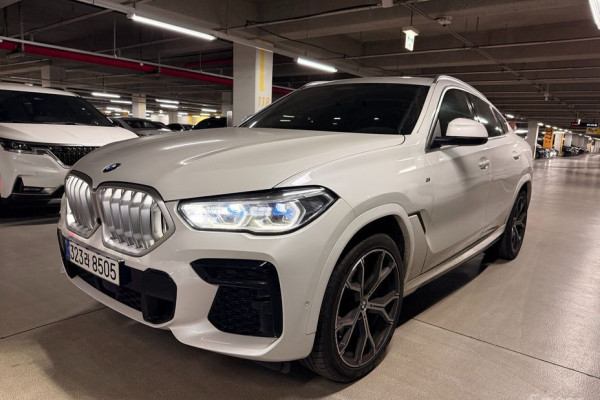 2022 BMW X6 с пробегом 59 700 км