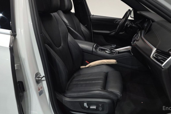 2022 BMW X6 с пробегом 93 708 км