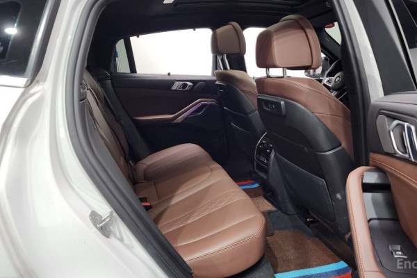 2022 BMW X6 с пробегом 39 119 км